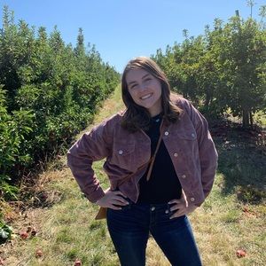 Meet your Posher, Erin